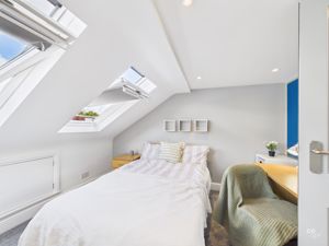 Photo 25- click for photo gallery